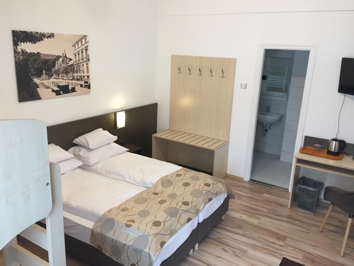 Pizza Tábor Apartman Miskolc Exterior foto